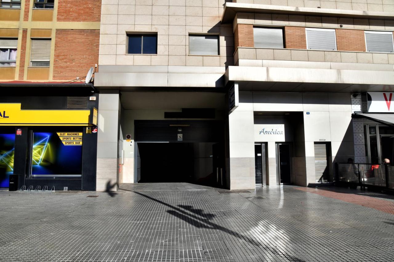 Wonderstays Apartamentos La Estacion 马拉加 外观 照片