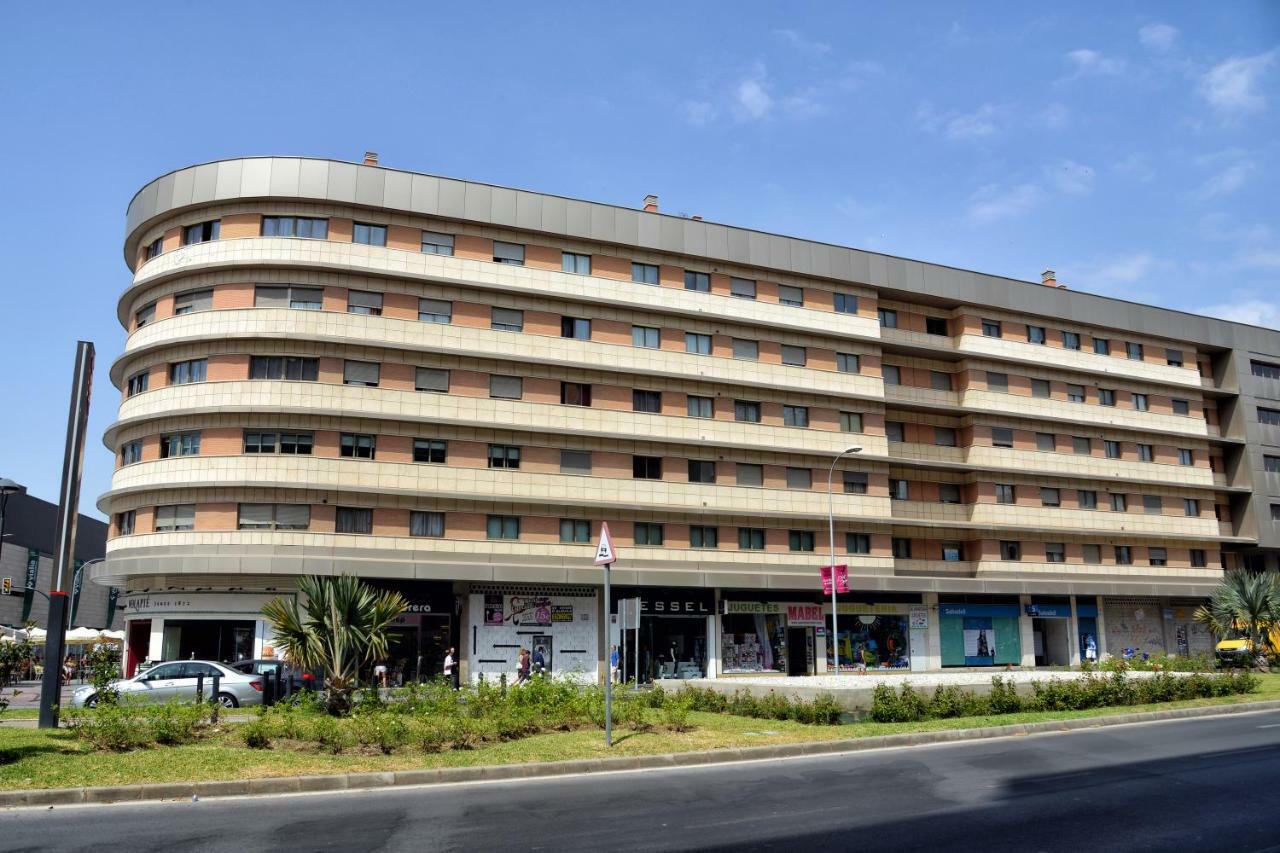 Wonderstays Apartamentos La Estacion 马拉加 外观 照片